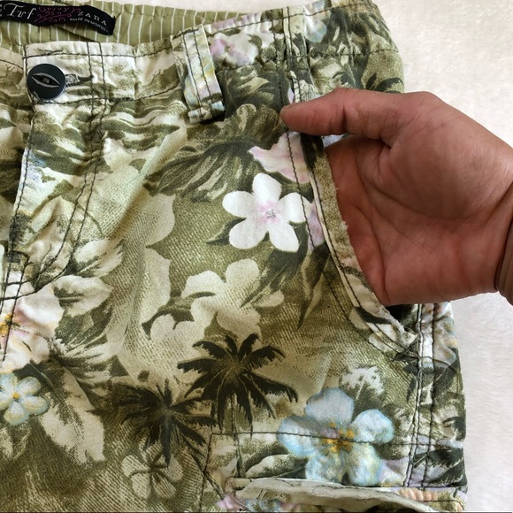 ZARA Women's Tropical Print Shorts - Size 2 - Picture 5 of 8